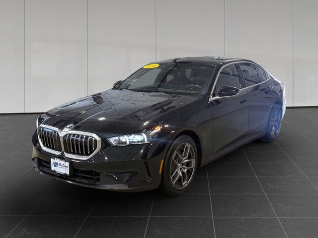 2026 BMW 5 Series 530i xDrive Sedan's photo