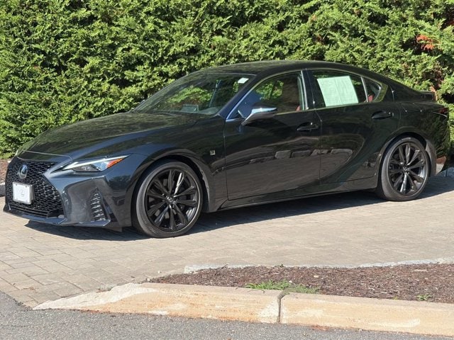2023 LEXUS IS