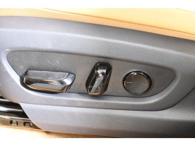 2026 Lexus RZ Premium - Photo 25