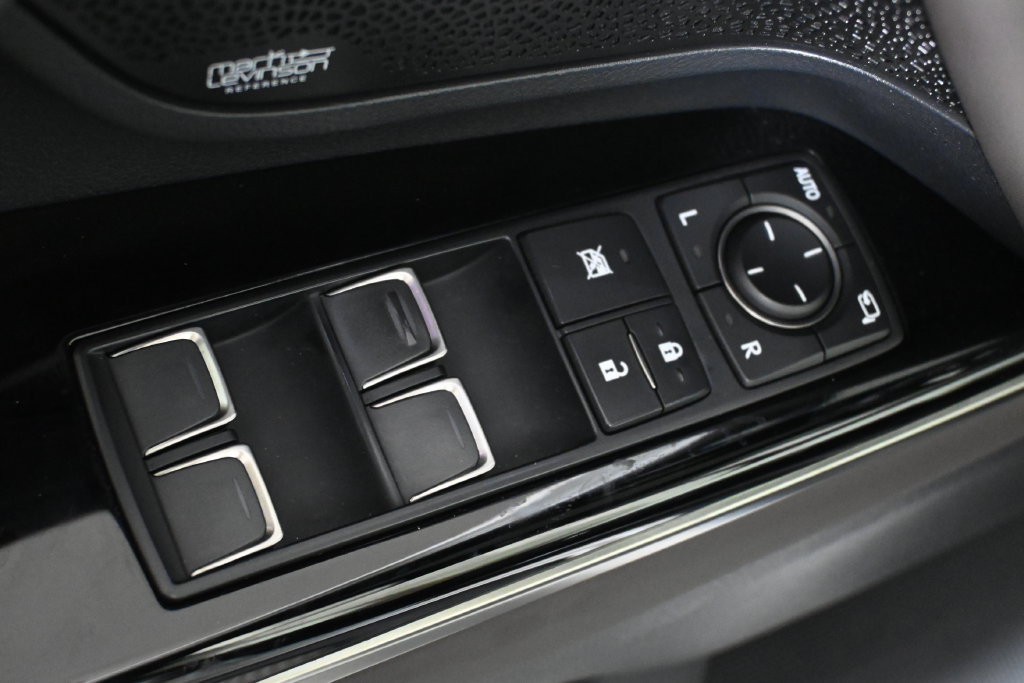 2024 Lexus LX Luxury - Photo 26