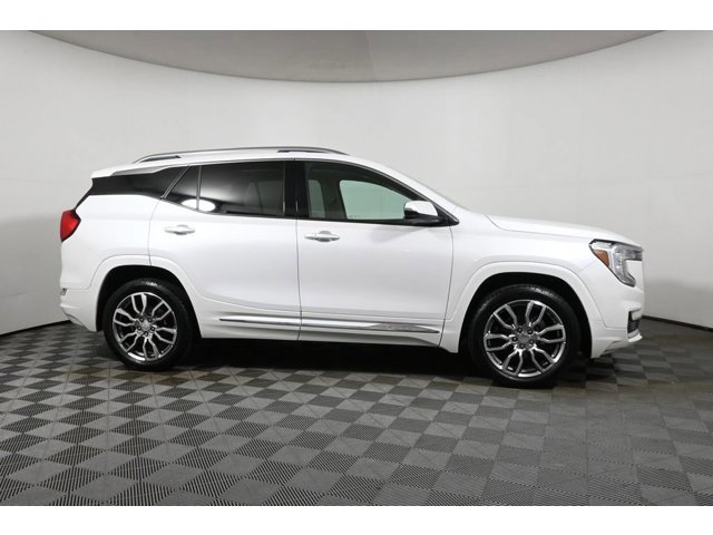 2023 GMC Terrain Denali - Photo 8