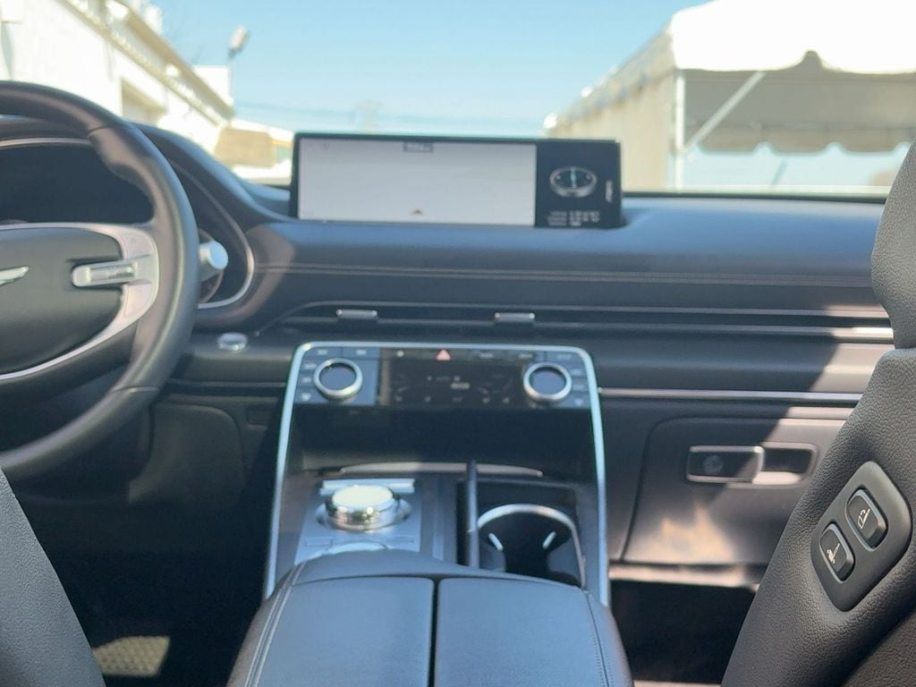 2024 GENESIS GV80 - Photo 14