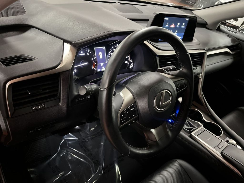2022 Lexus RX 350 - Photo 11