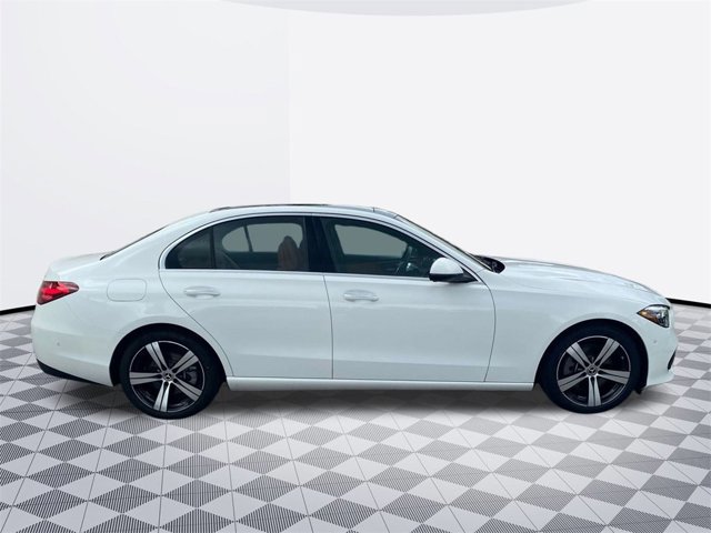 2025 Mercedes Benz C 300 4MATIC photo 4