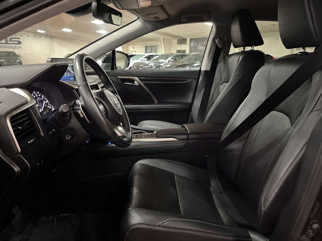 2022 Lexus RX 350 - Photo 9