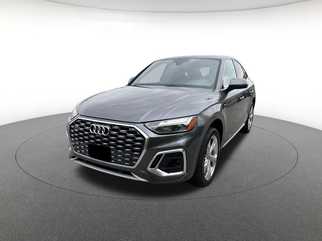 2023 Audi Q5 Sportback 45 Premium's photo