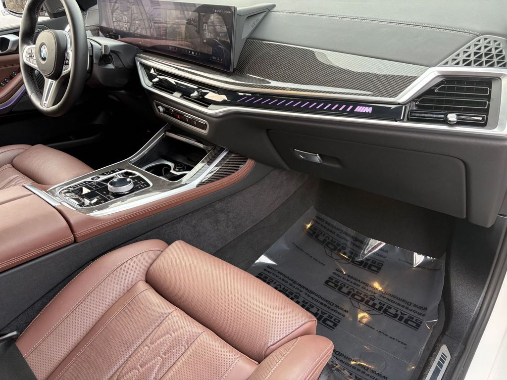2026 BMW X7 M60i - Photo 20