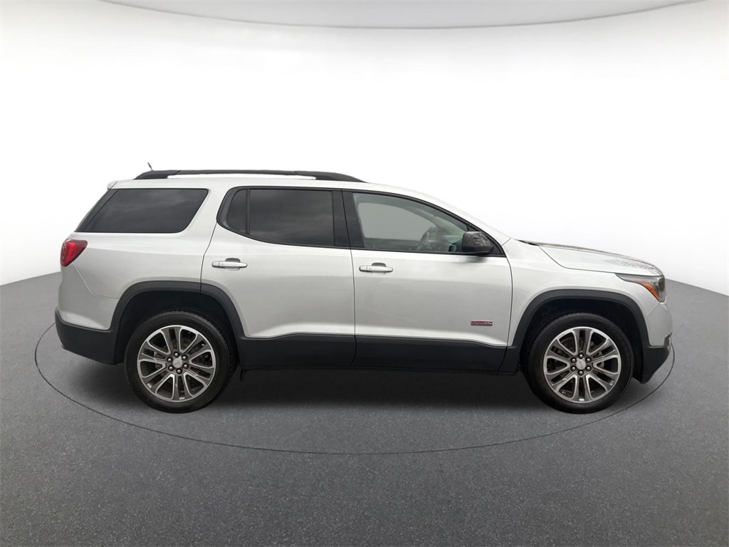 Used 2017 GMC Acadia SLT