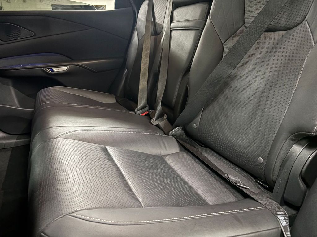 2023 Lexus RX 350 - Photo 9