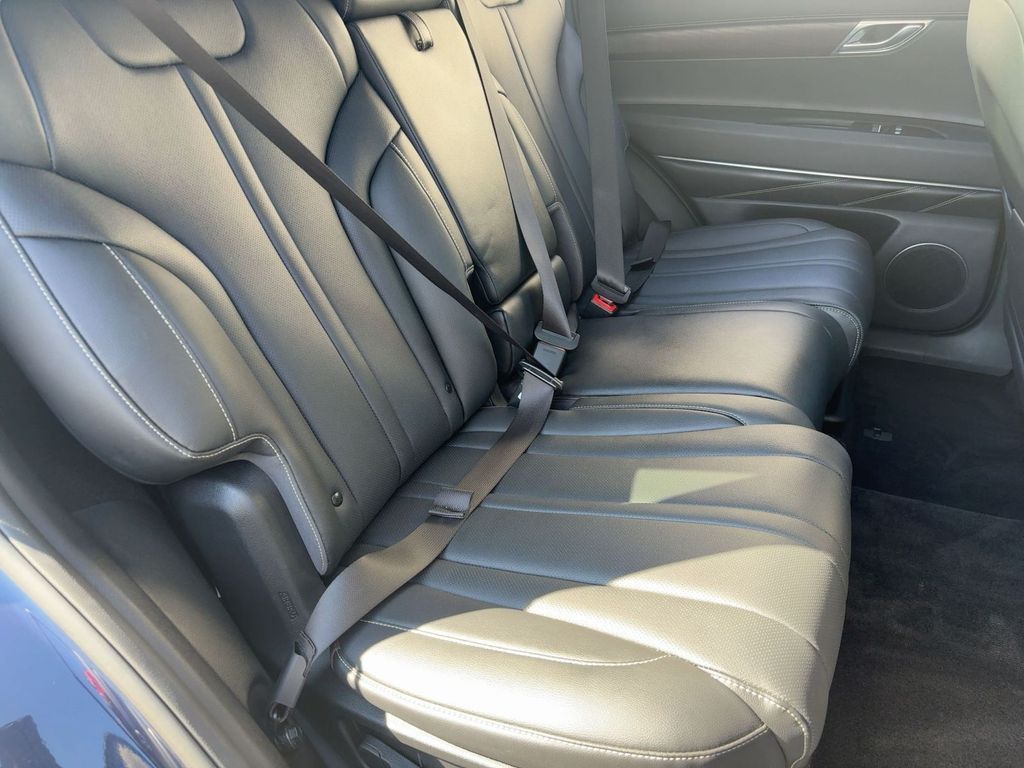 2024 GENESIS GV80 - Photo 20