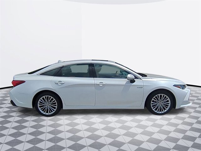 2019 Lexus ES 300h photo 4