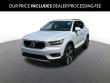 Used 2022 Volvo XC40 Momentum