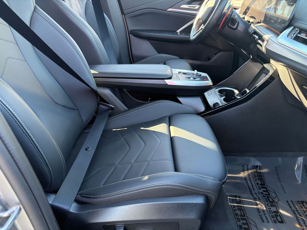2026 BMW X1 M35i - Photo 20