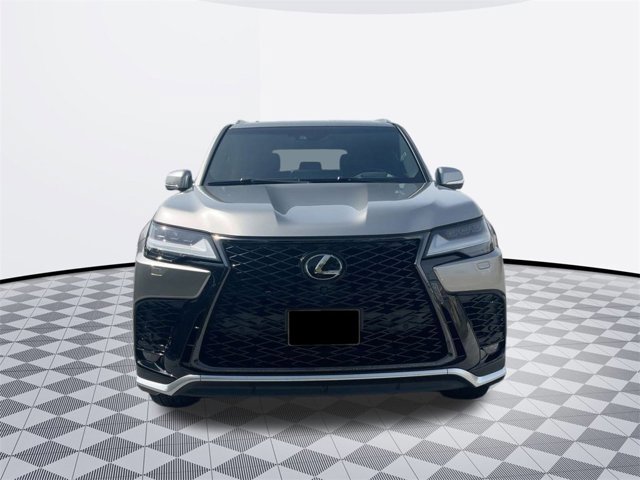 2022 Lexus LX 600 F SPORT photo 2