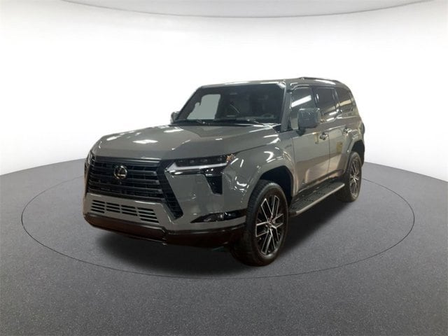 2025 Lexus GX Premium's photo