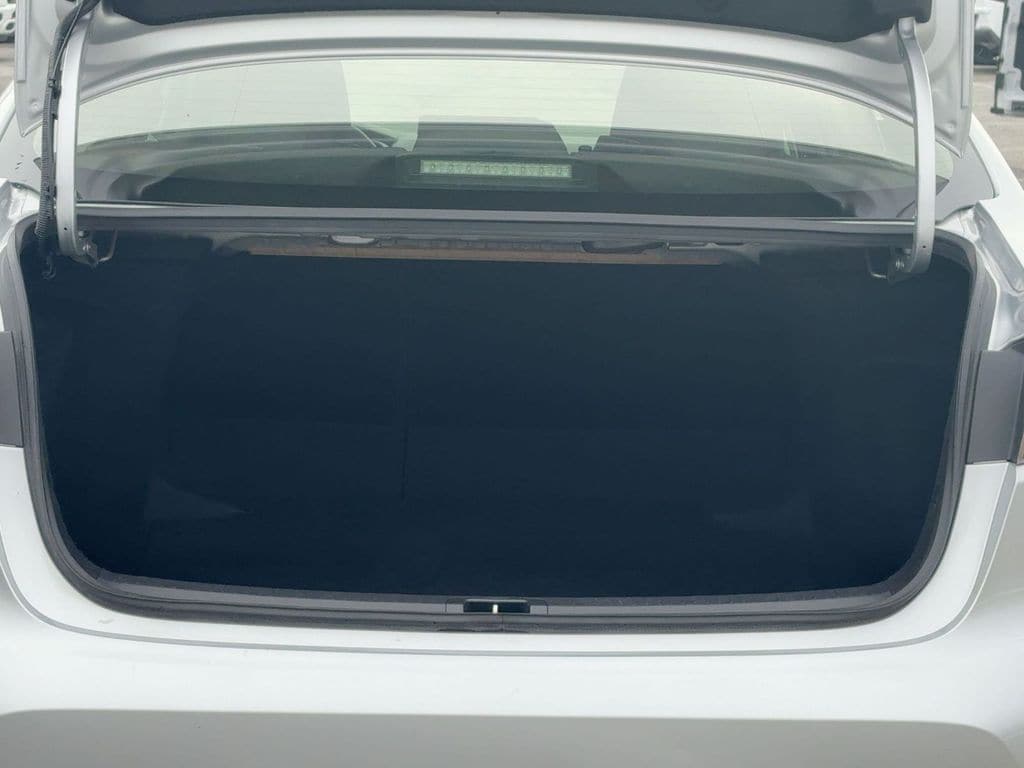 2025 Toyota Corolla LE - Photo 24