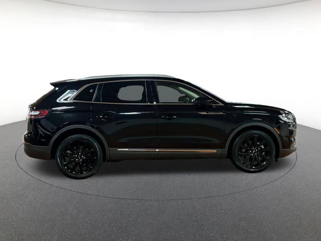 Used 2023 Lincoln Nautilus Reserve