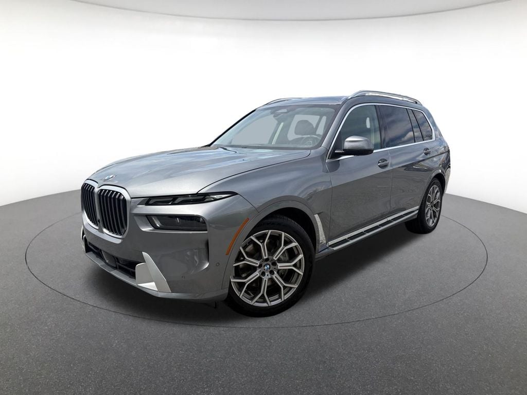 2025 BMW X7 xDrive40i's photo