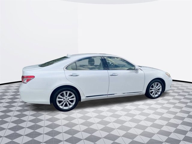 2012 Lexus ES 350 photo 4