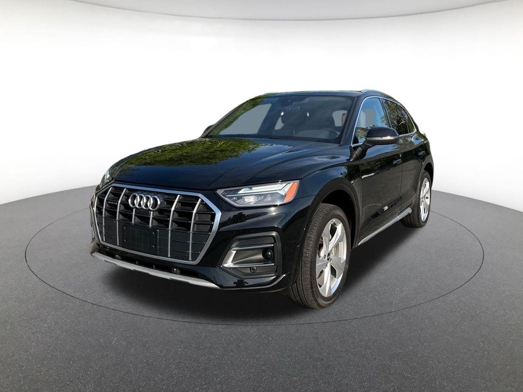 2021 Audi Q5 45 Premium Plus's photo