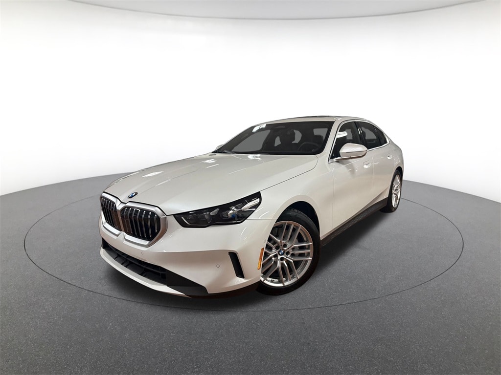 2025 BMW 5 Series 530i