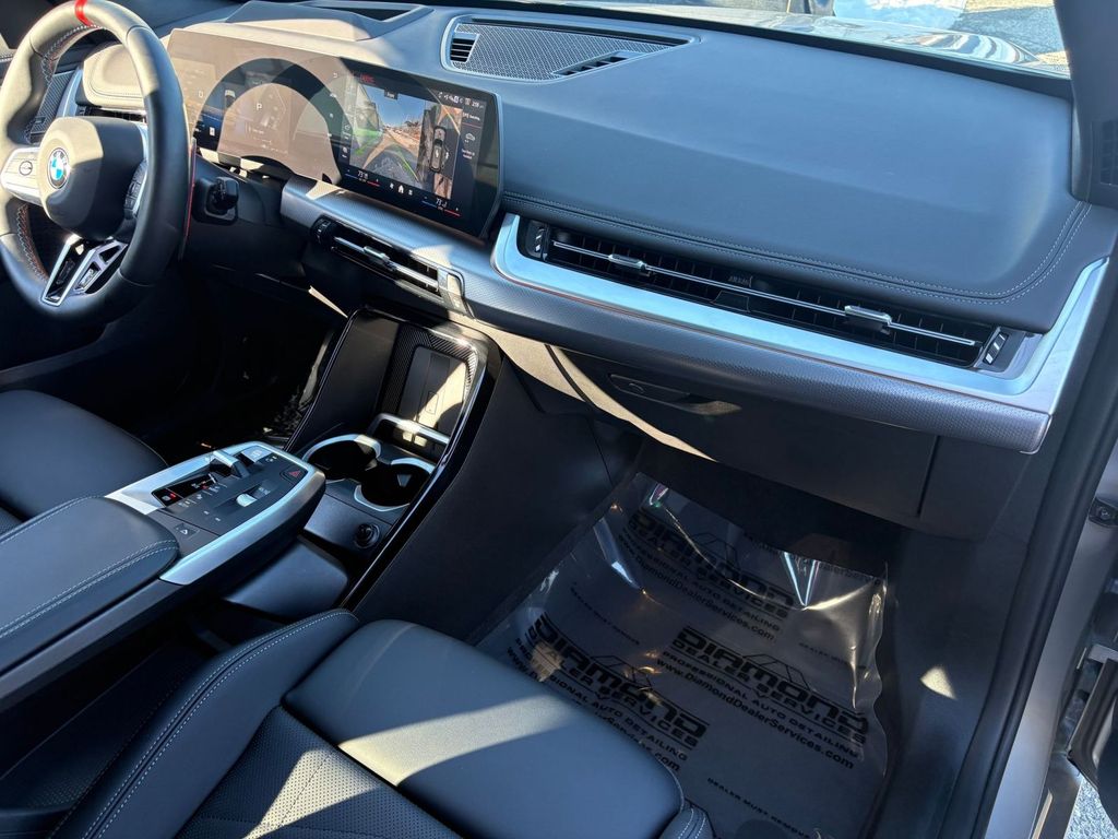 2026 BMW X1 M35i - Photo 19