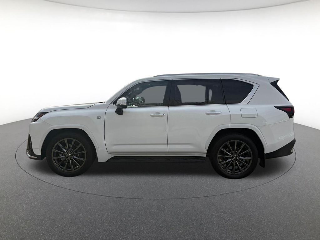 2024 Lexus LX F-Sport - Photo 8