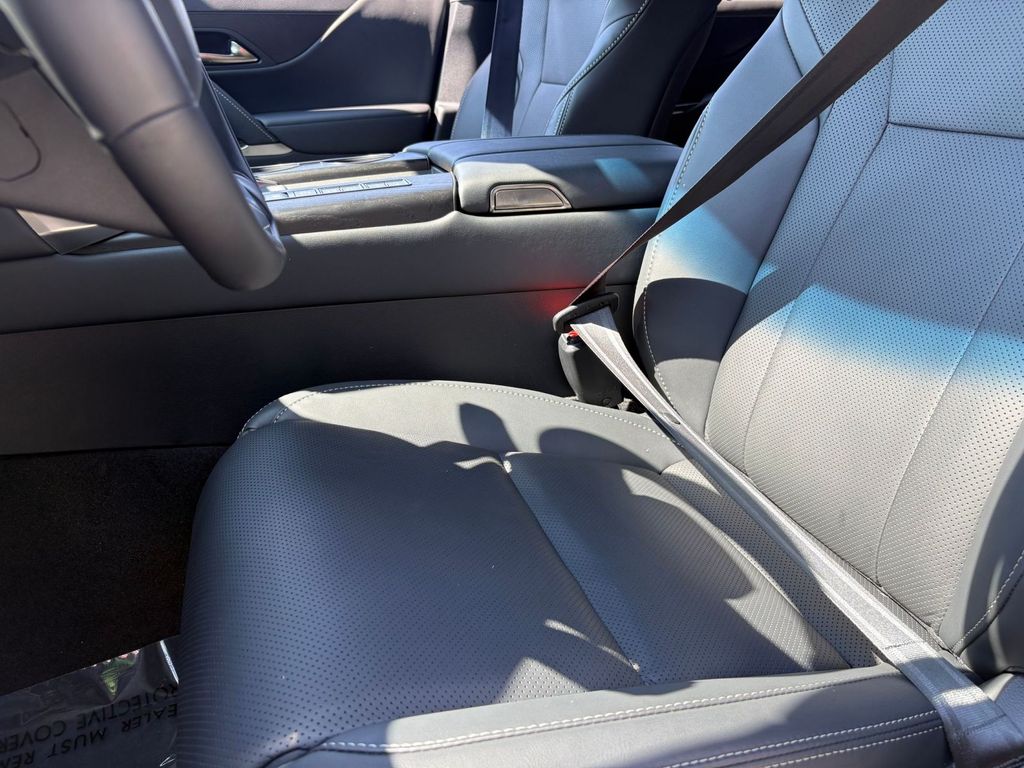 2026 Lexus LX Luxury - Photo 9