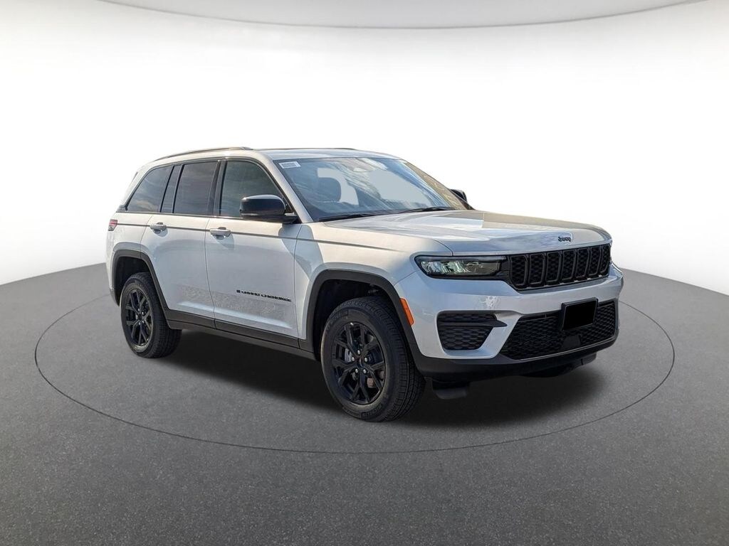 Used 2025 Jeep Grand Cherokee Altitude X