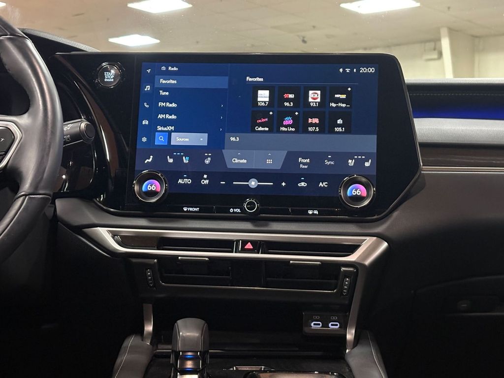 2023 Lexus RX 350 - Photo 14