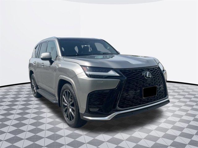 2022 Lexus LX 600 F SPORT photo 3