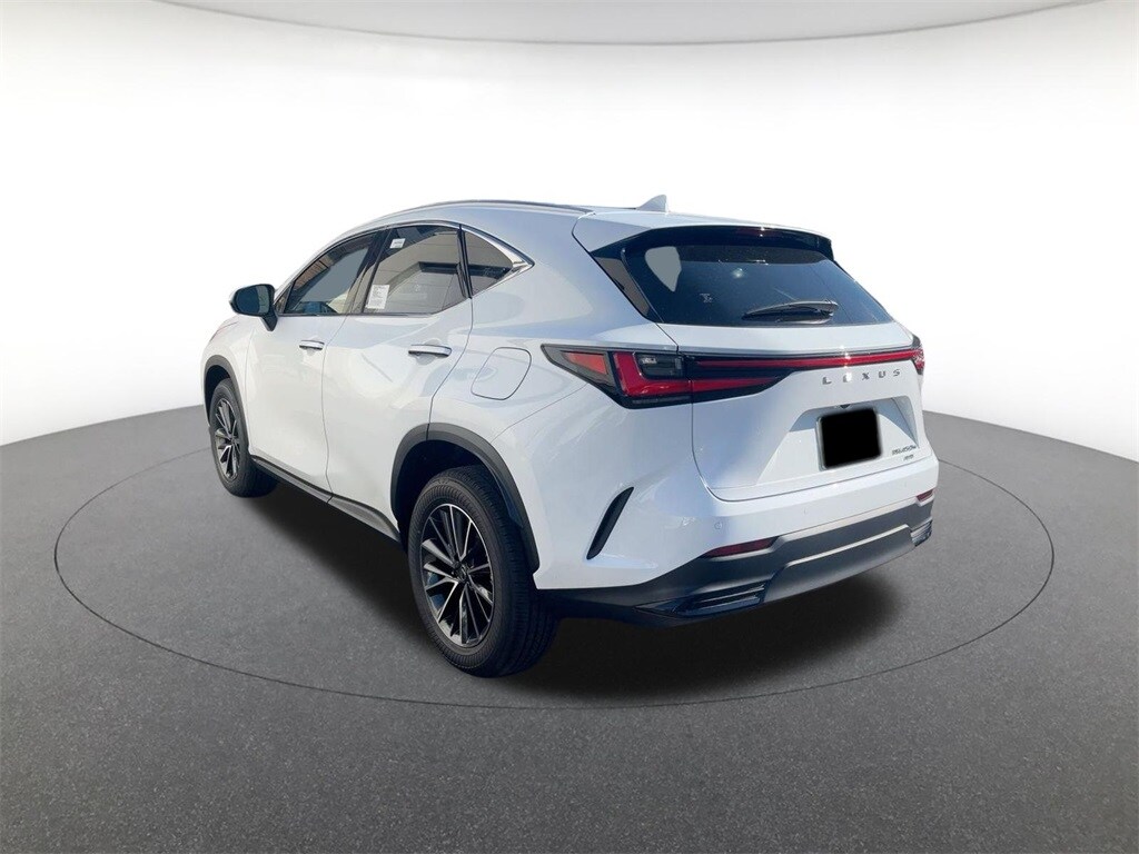 2026 Lexus NX Premium AWD photo 3