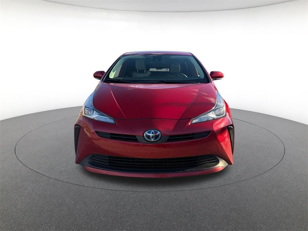 2021 Toyota Prius L Eco photo 2