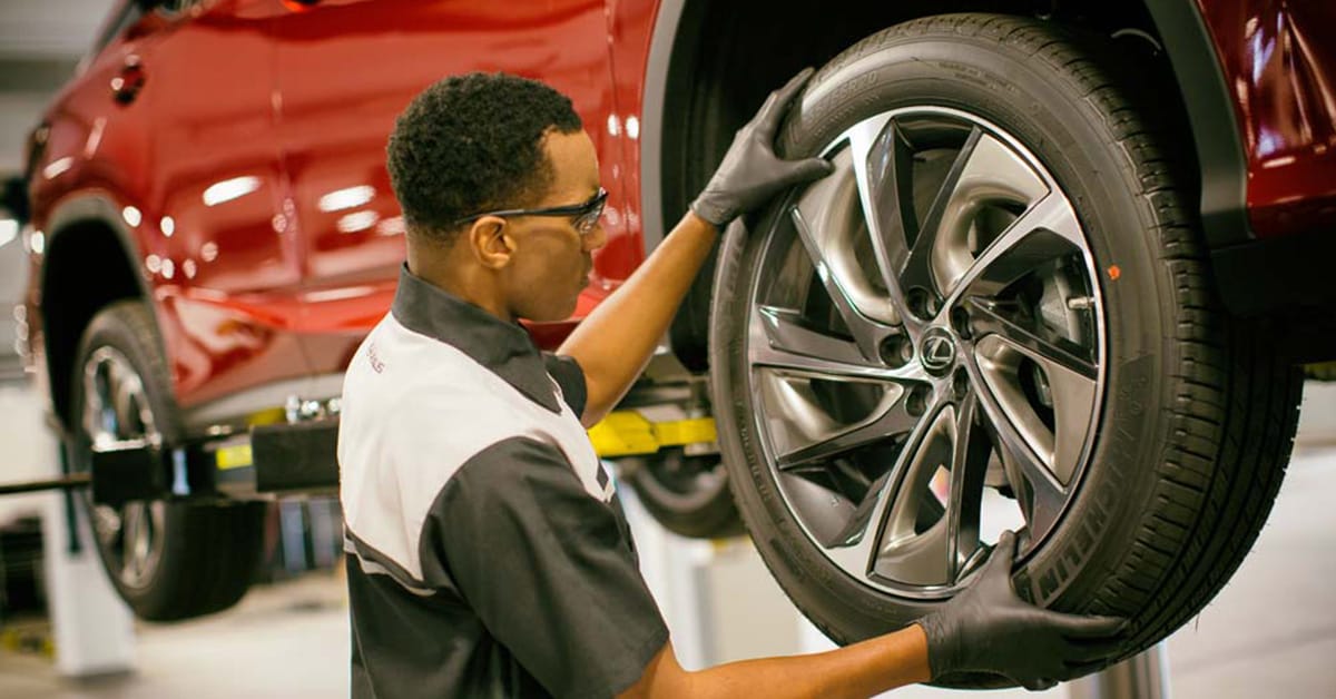 Lexus_Service_Wheel.jpg