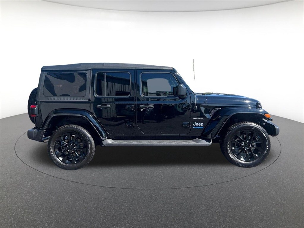 2022 Jeep Wrangler 4xe Unlimited Sahara photo 4