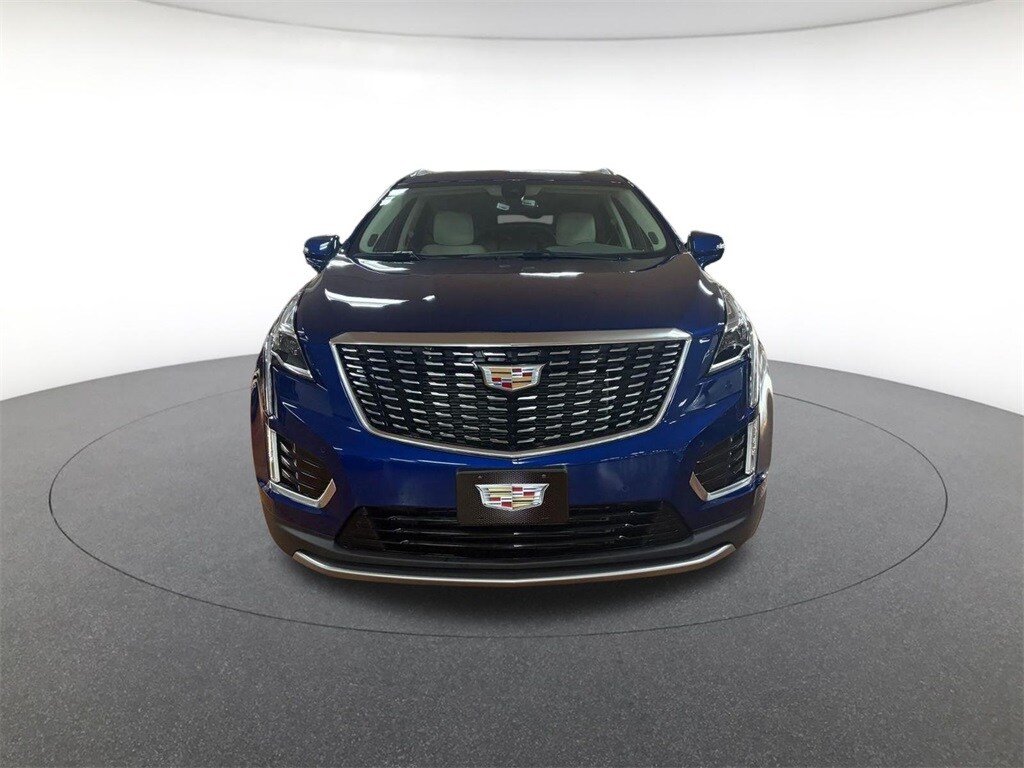 2024 Cadillac XT5 Premium Luxury photo 2