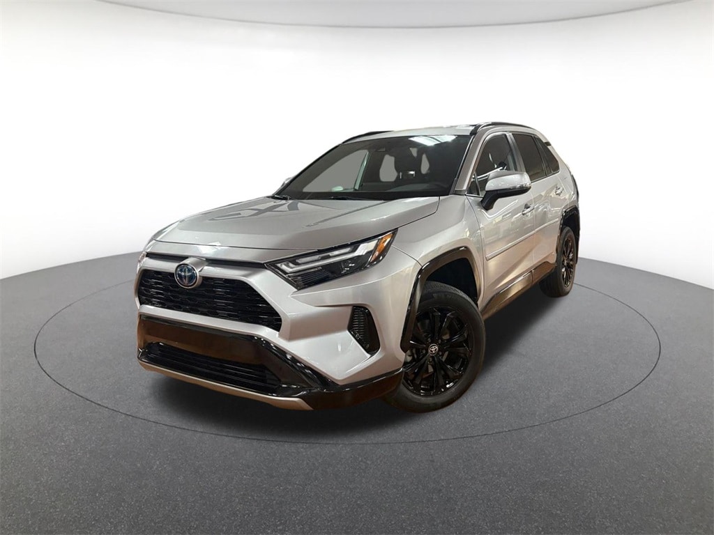 Used 2022 Toyota RAV4 Hybrid SE