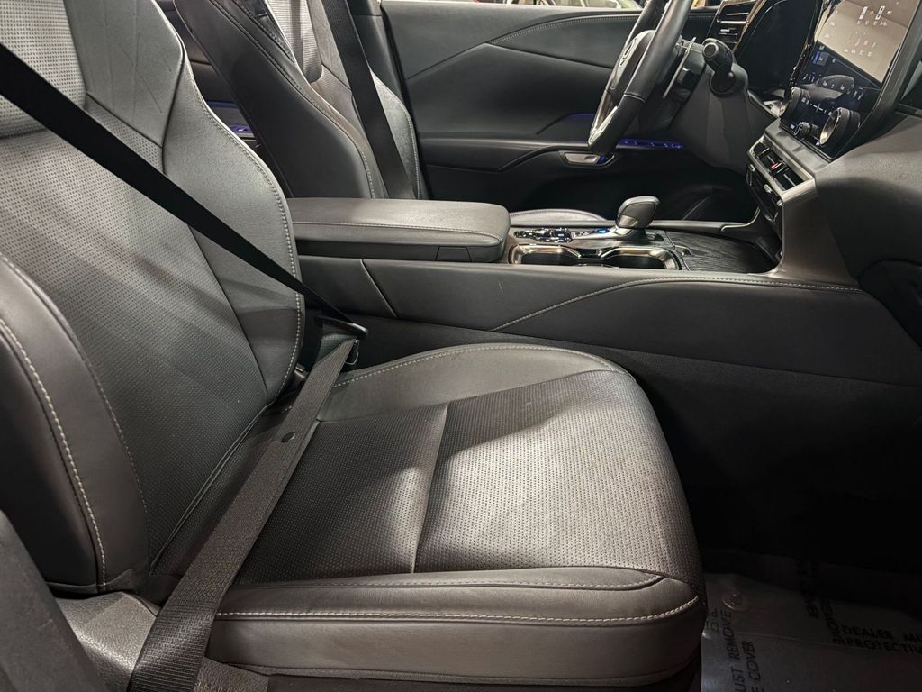 2023 Lexus RX 350 - Photo 21