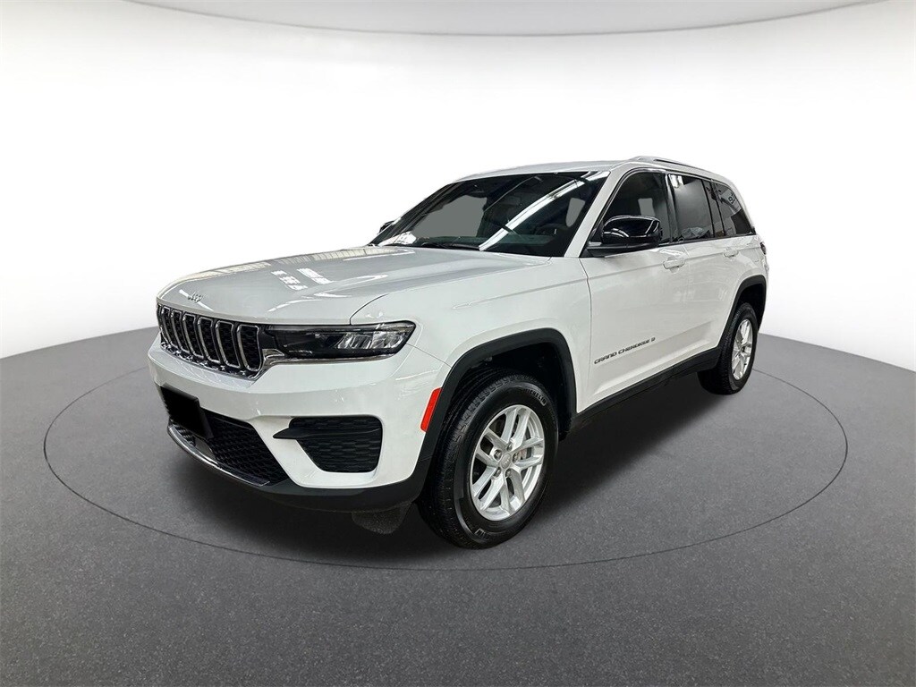 Used 2024 Jeep Grand Cherokee Laredo X