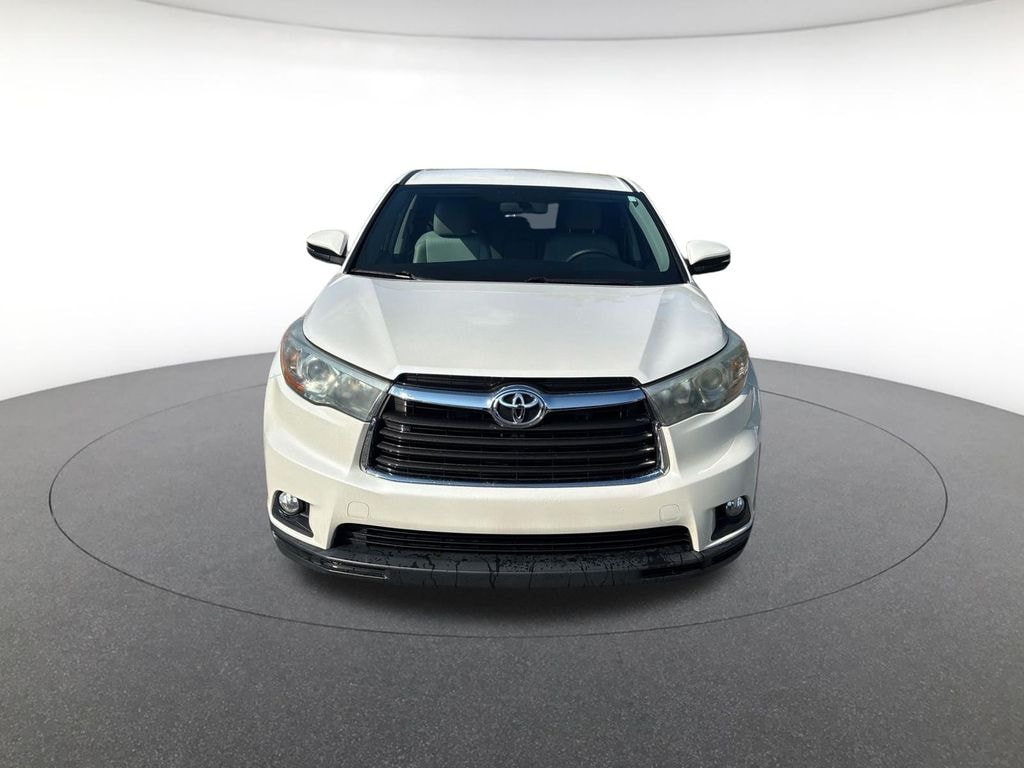 Used 2016 Toyota Highlander LE Plus