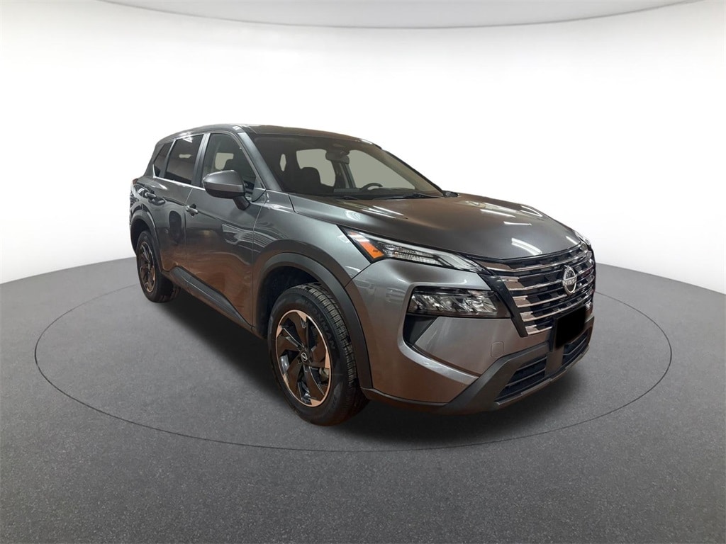 Used 2024 Nissan Rogue SV