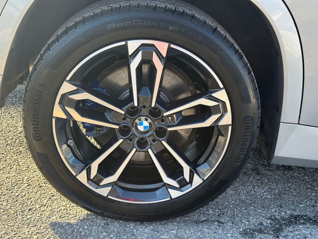 2026 BMW X1 M35i - Photo 23