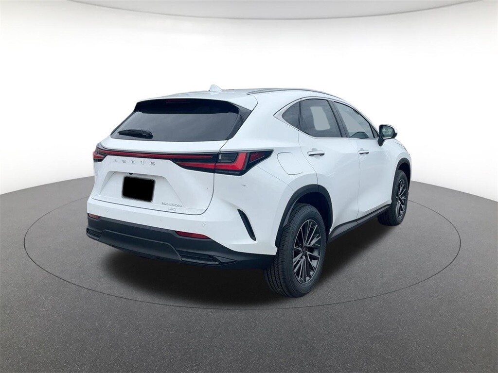 2026 Lexus NX 450h+ Premium photo 4