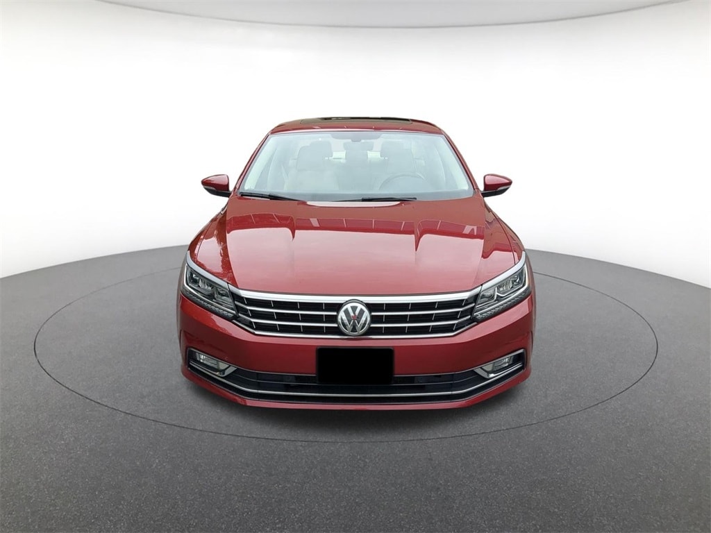 Used 2018 Volkswagen Passat 2.0T SE w/Technology