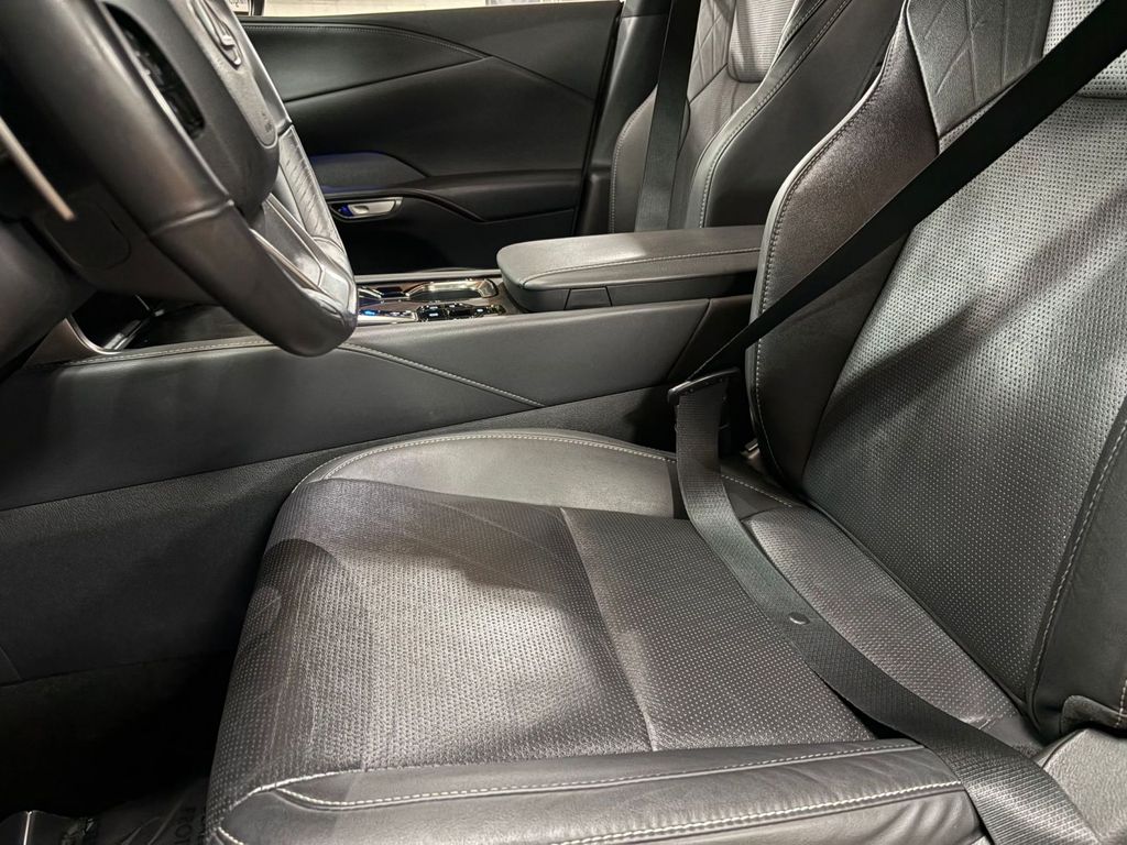 2023 Lexus RX 350 - Photo 18