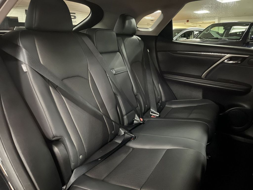 2022 Lexus RX 350 - Photo 19