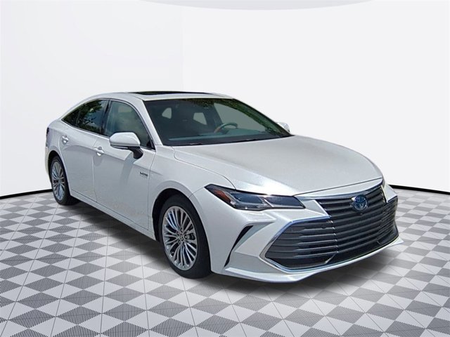 2019 Lexus ES 300h photo 3