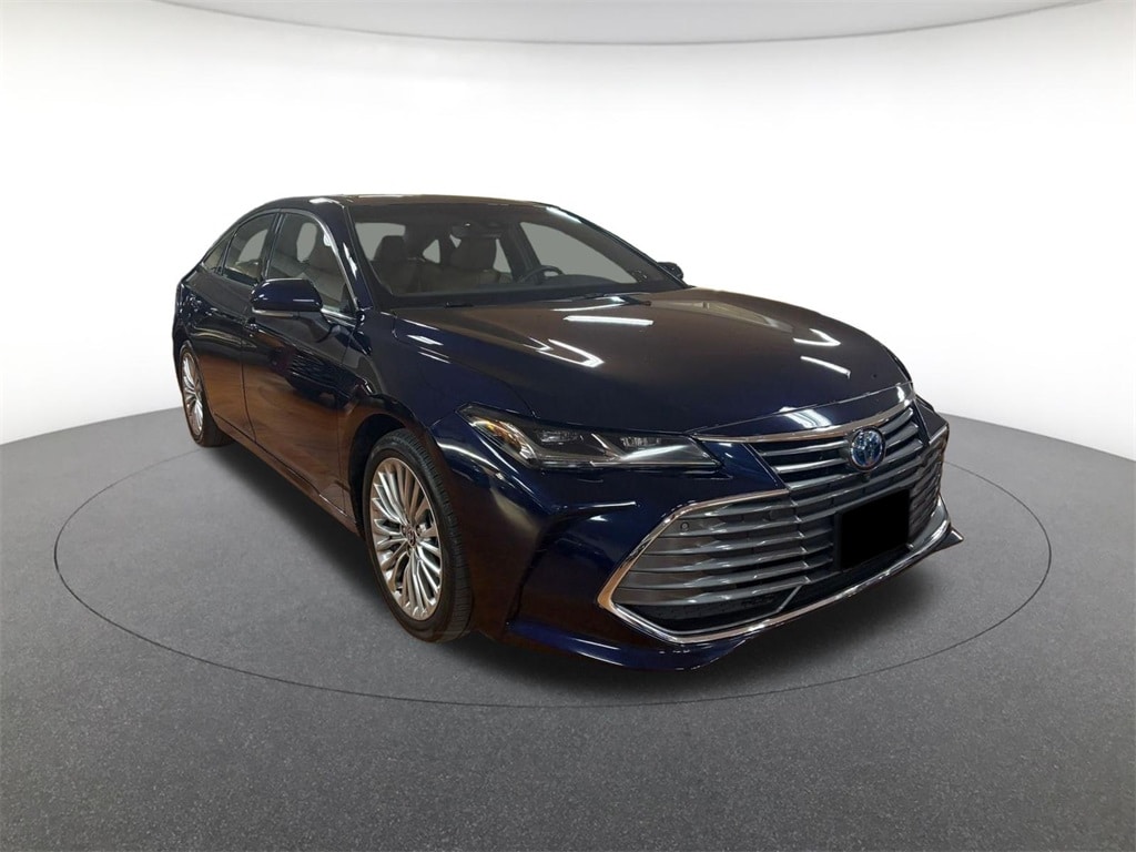 Used 2022 Toyota Avalon Hybrid Limited
