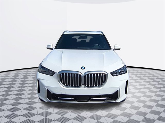 Used 2024 BMW X5 40i with VIN 5UX23EU01R9T99712 for sale in Wilmington, DE