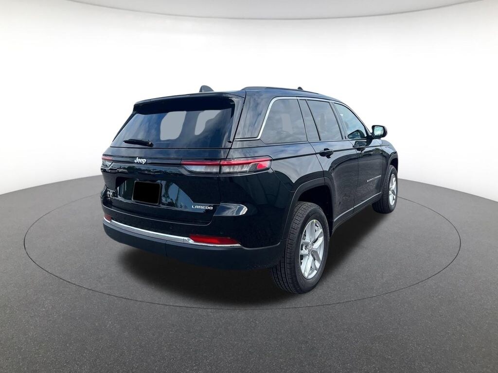 Used 2025 Jeep Grand Cherokee Laredo X